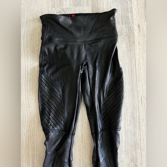 SPANX Women’s Moto Faux Leather Leggings Very Black - Size Small - Picture 3 of 7